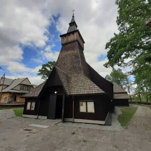 Drewniany kościół św. Katarzyny w Cięcinie