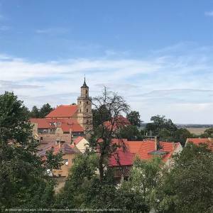Widok na staromiejską zabudowę Dobromierza