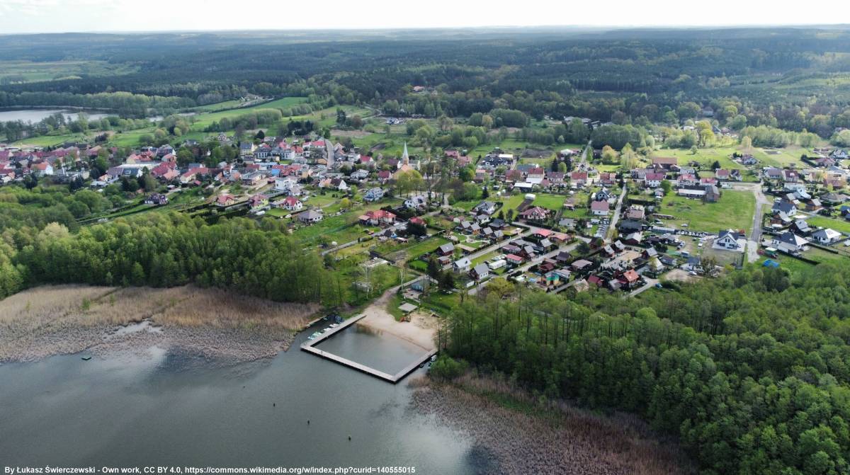Lubrza - atrakcje turystyczne, co warto zwiedzić? - jezioro goszcza w lubrzy