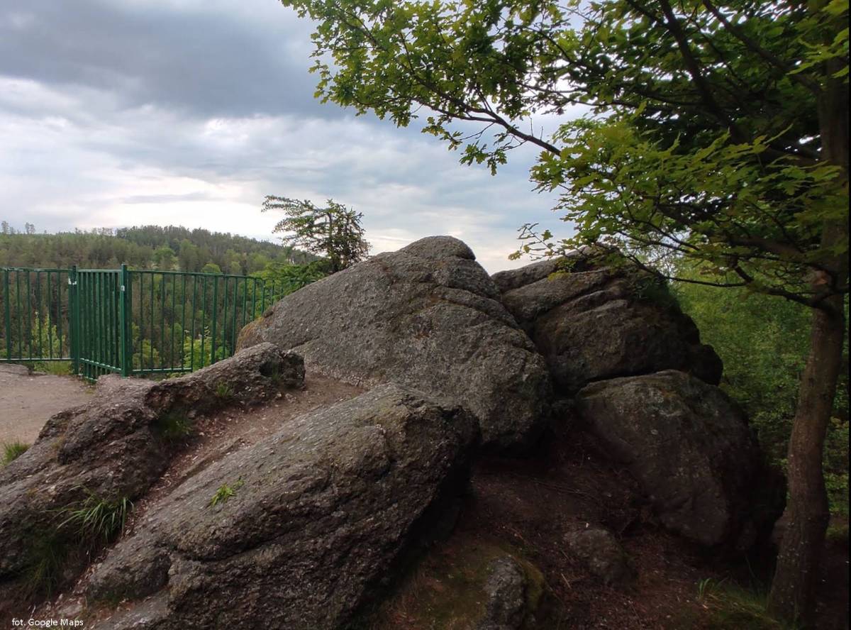 Borowy Jar koło Jeleniej Góry - mapa, czas wejścia i parking - punkt widokowy trafalgar 8