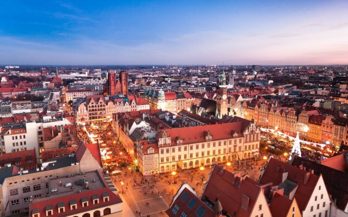 Piza – co warto zobaczyć podczas weekendu? Konkretne miejsca, jedzenie i plan zwiedzania - piza miasto wlochy