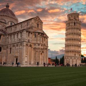 Piza – co warto zobaczyć podczas weekendu? Konkretne miejsca, jedzenie i plan zwiedzania - piza co warto zobaczyc weekend