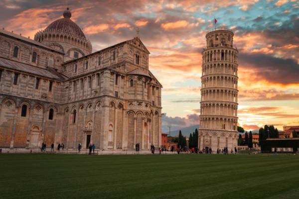 Piza – co warto zobaczyć podczas weekendu? Konkretne miejsca, jedzenie i plan zwiedzania - piza co warto zobaczyc weekend