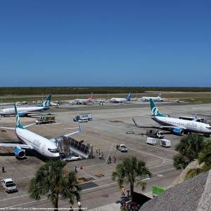 Wynajem samochodu na lotnisku Punta Cana: co warto wiedzieć przed wyjazdem - punta cana international airport ramp overview