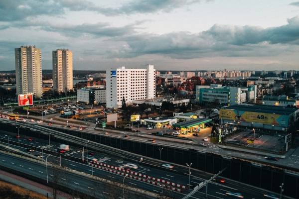 Nocleg przy S1 w Sosnowcu. Jak zaplanować przystanek w podróży? - katowice srodmiescie z lotu ptaka