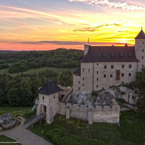 Zamek Bobolice - zamek bobolice o zachodzie slonca