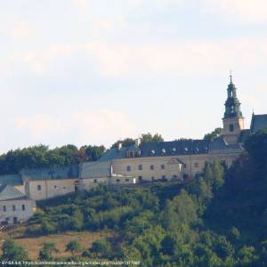 Rezerwat przyrody Karczówka - klasztor karczowka kielce