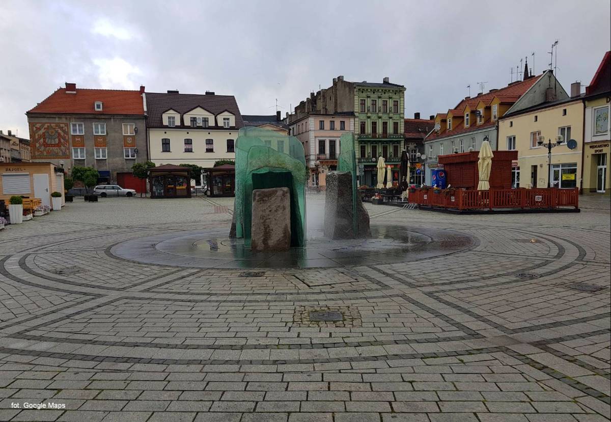 Fontanna na Rynku w Inowrocławiu - fontanna na rynku1