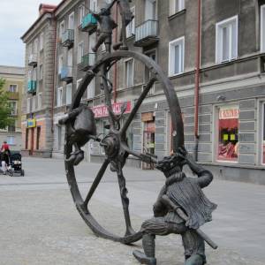 Rzeźba Podróż w Białymstoku - street sculptures in bialystok lipowa 1