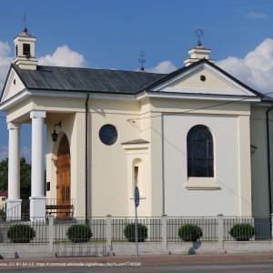 Kaplica Klęczącego Pana Jezusa - kapliczka w augustowie 03