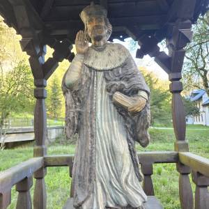 Figura św. Jana Kantego w Ojcowie - figura sw jana kantego w ojcowie 1