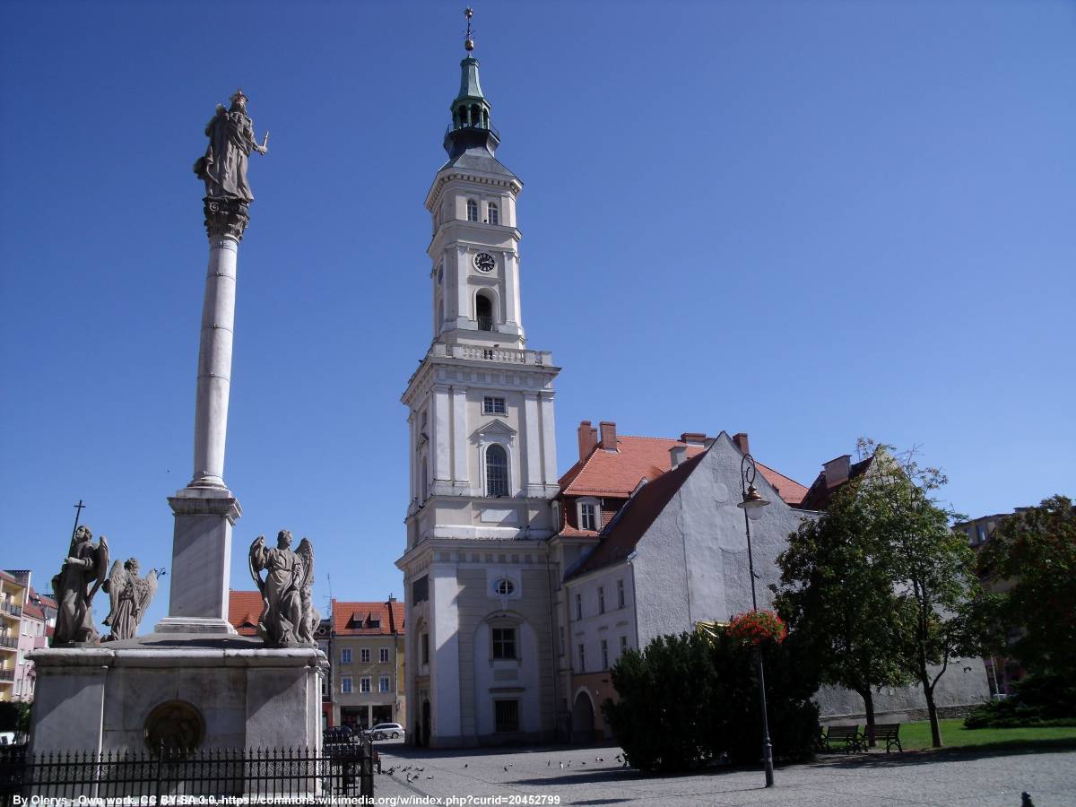 Kolumna Maryjna w Prudniku - kolumna maryjna w prudniku 3