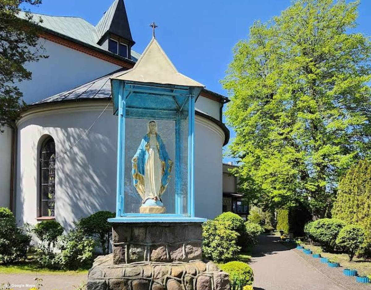 Kapliczka Matki Boskiej w Świnoujściu - kapliczka matki boskiej w swinoujsciu