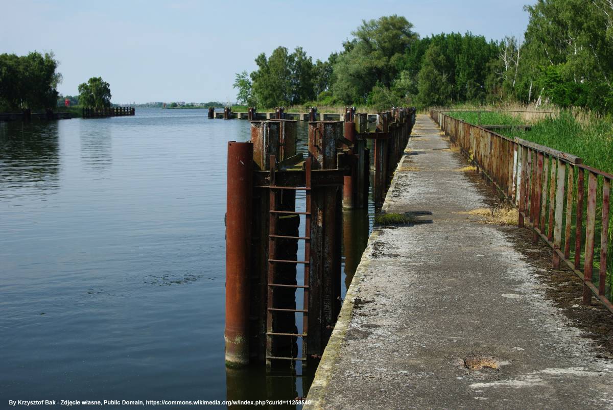Dawna baza U-bootów na Wyspie Karsibór - u boot harbour in karsibor island