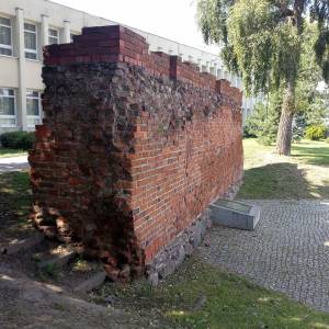 Mury obronne w Inowrocławiu - mury obronne w inowroclawiu2