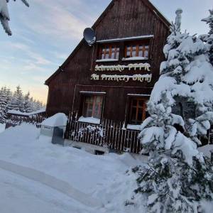 Schronisko PTTK "Na Przełęczy Okraj" - schronisko pttk na przeleczy okraj 2