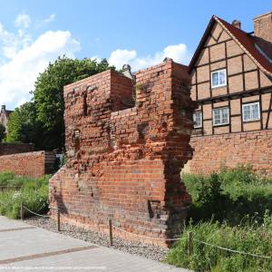 Baszta Browarna w Gdańsku - gdansk ruiny muru