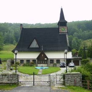 Kościół pw. Miłosierdzia Bożego w Jagniątkowie - kosciol pw milosierdzia bozego w jagniatkow 6