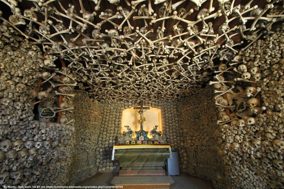 Kaplica Czaszek w Czermnej (Kudowa-Zdrój) - kaplica czaszek w czermnej kudowa zdroj 9