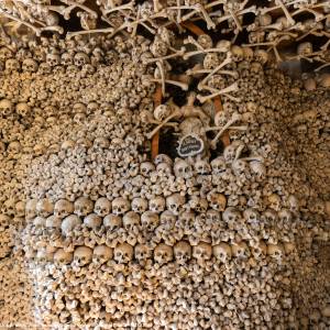 Kaplica Czaszek w Czermnej (Kudowa-Zdrój) - kaplica czaszek w czermnej kudowa zdroj 1