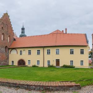 Rotunda św. Prokopa w Strzelnie - monastery hill in strzelno 3