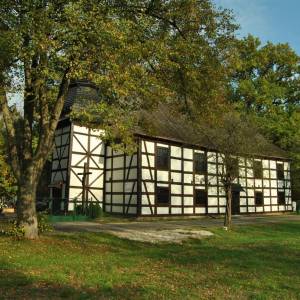 Drewniany kościół pw. Wniebowzięcia Najświętszej Maryi Panny w Radomierowicach - drewniany kosciol pw wniebowziecia najswietszej maryi panny w radomierowicach 3