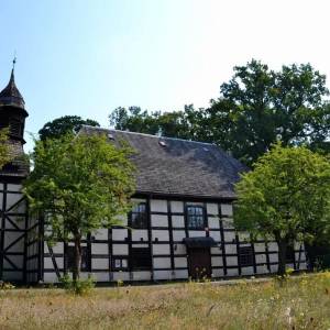 Drewniany kościół pw. Wniebowzięcia Najświętszej Maryi Panny w Radomierowicach - drewniany kosciol pw wniebowziecia najswietszej maryi panny w radomierowicach 5