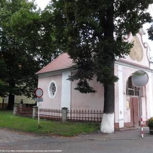 Kapliczka Świętego Krzyża w Otmuchowie - kapliczka swietego krzyza w otmuchowie 4