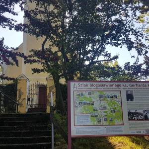 Kościół pw. św. Katarzyny Aleksandryjskiej w Kątach Bystrzyckich - kosciol pw sw katarzyny aleksandryjskiej w katach bystrzyckich gw 2