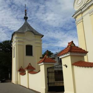 Kościół pw. św. Trójcy w Babicach - babice kostel brana