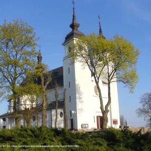 Kościół pw. św. Agnieszki w Goniądzu - przed kosciolem sw agnieszki panoramio