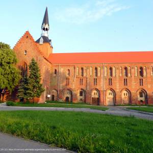 Opactwo Cystersów w Kołbaczu - kolbacz poland panoramio 1