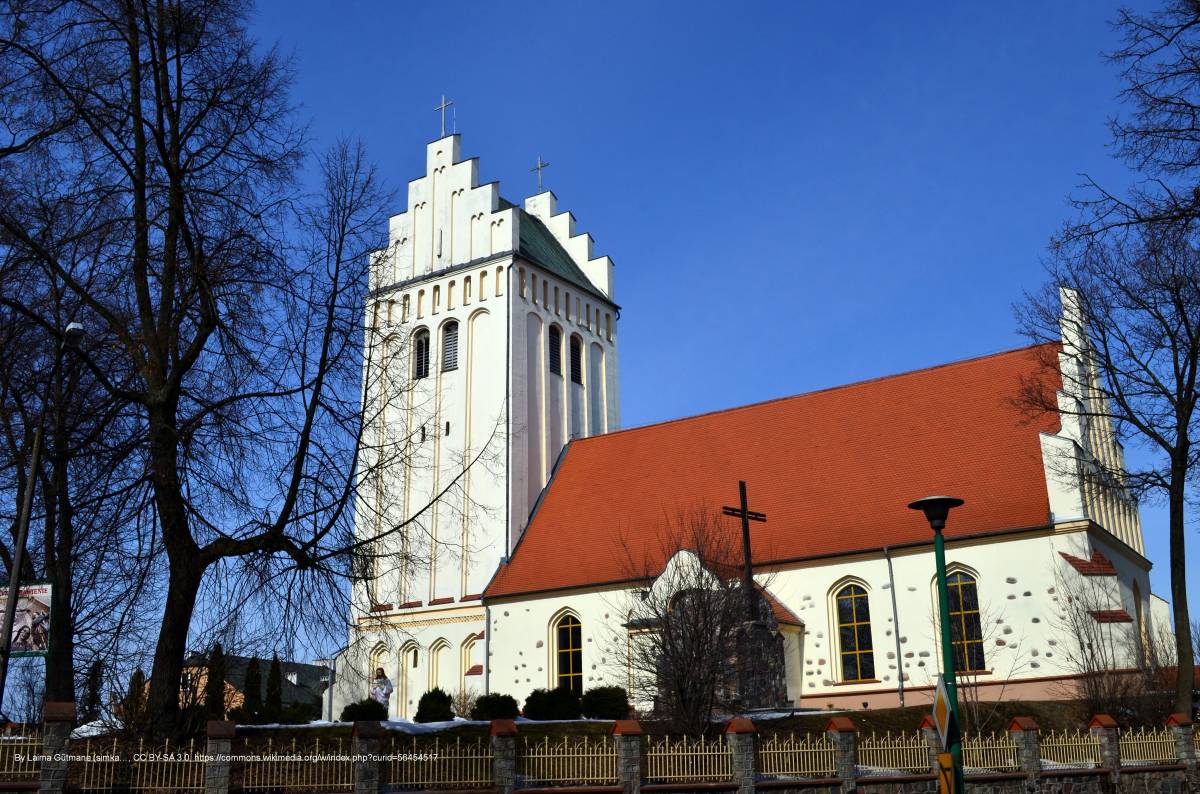 Konkatedra Najświętszej Maryi Panny Matki Kościoła w Gołdapi - goldap panoramio 1
