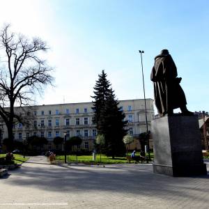 Pomnik Adama Mickiewicza w Gliwicach - gliwice panoramio 61