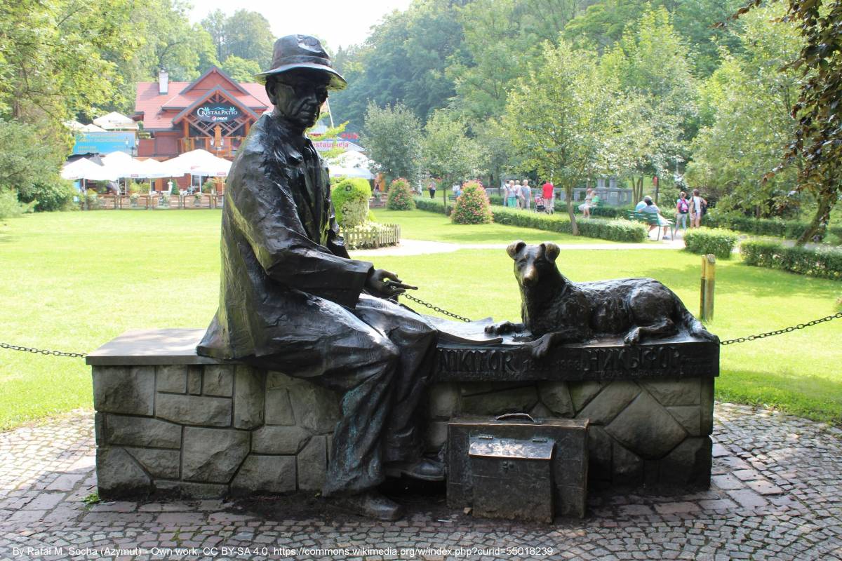 Pomnik Nikifora Krynickiego w Krynicy-Zdroju - nikifor krynicki monument in krynica zdroj 1