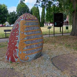 Kamień runiczny w Wolinie - kamien runiczny w wolinie 12