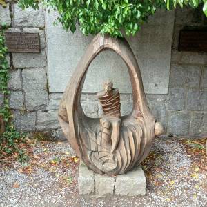 Rzeźba Łazarza w Karpaczu - rzezba lazarza w karpaczu 4