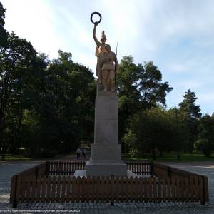 Pomnik żołnierzy 42 PP w Białymstoku - bialystok pomnik zolnierzy 42 pp 01