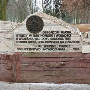 Pomnik Obrońców Inowrocławia - pomnik obroncow inowroclawia2