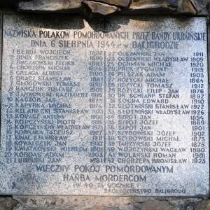 Pomnik Ofiar Zbrodni w Baligrodzie - pomnik ofiar zbrodni w baligrodzie dz 3