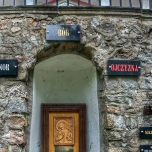 Tablice upamiętniające ofiary Katynia w Mysłakowicach - tablice upamietniajace ofiary katynia w myslakowicach 5