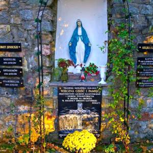 Tablice upamiętniające ofiary Katynia w Mysłakowicach - tablice upamietniajace ofiary katynia w myslakowicach 7