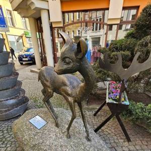Rzeźba Jelonka w Jeleniej Górze - rzezba jelonka w jeleniej gorze 6