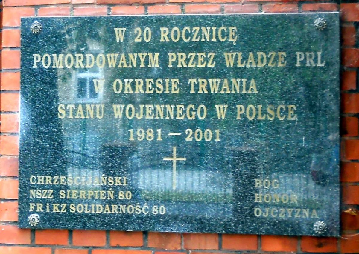 Tablica "Pomordowanym w okresie stanu wojennego" w Świnoujściu - tablica pomordowanym w okresie stanu wojennego w swinoujsciu