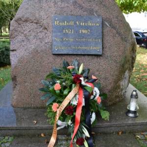 Pomnik Rudolfa Virchowa w Świdwinie - pomnik rudolfa virchowa w swidwinie 5