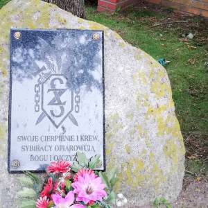 Kamienie Sybiraków w Rewalu - kamienie sybirakow w rewalu