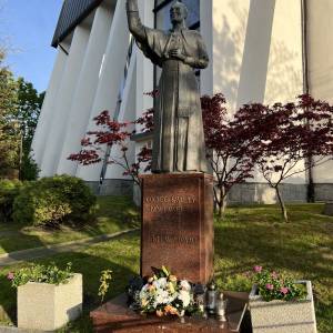 Pomnik Jana Pawła II w Rewalu - pomnik jana pawla ii w rewalu 2