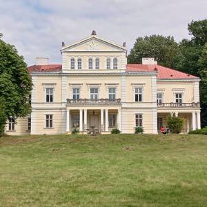 Pałac Raczyńskich w Złotym Potoku - palac raczynskich w zlotym potoku 11