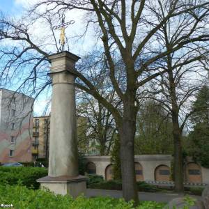 Obelisk napoleoński w Kaliszu - obelisk napoleonski w kaliszu wr 5