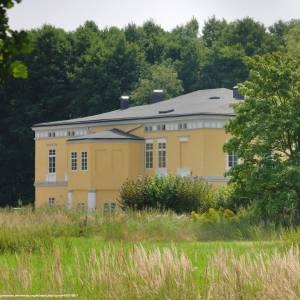 Pałac myśliwski Donnersmarcków w Kaletach-Zielonej - kalety palace back 2021